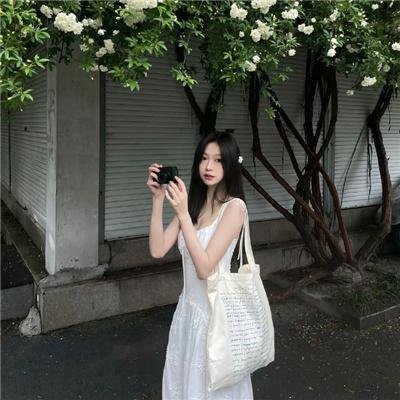 黑玫瑰公寓